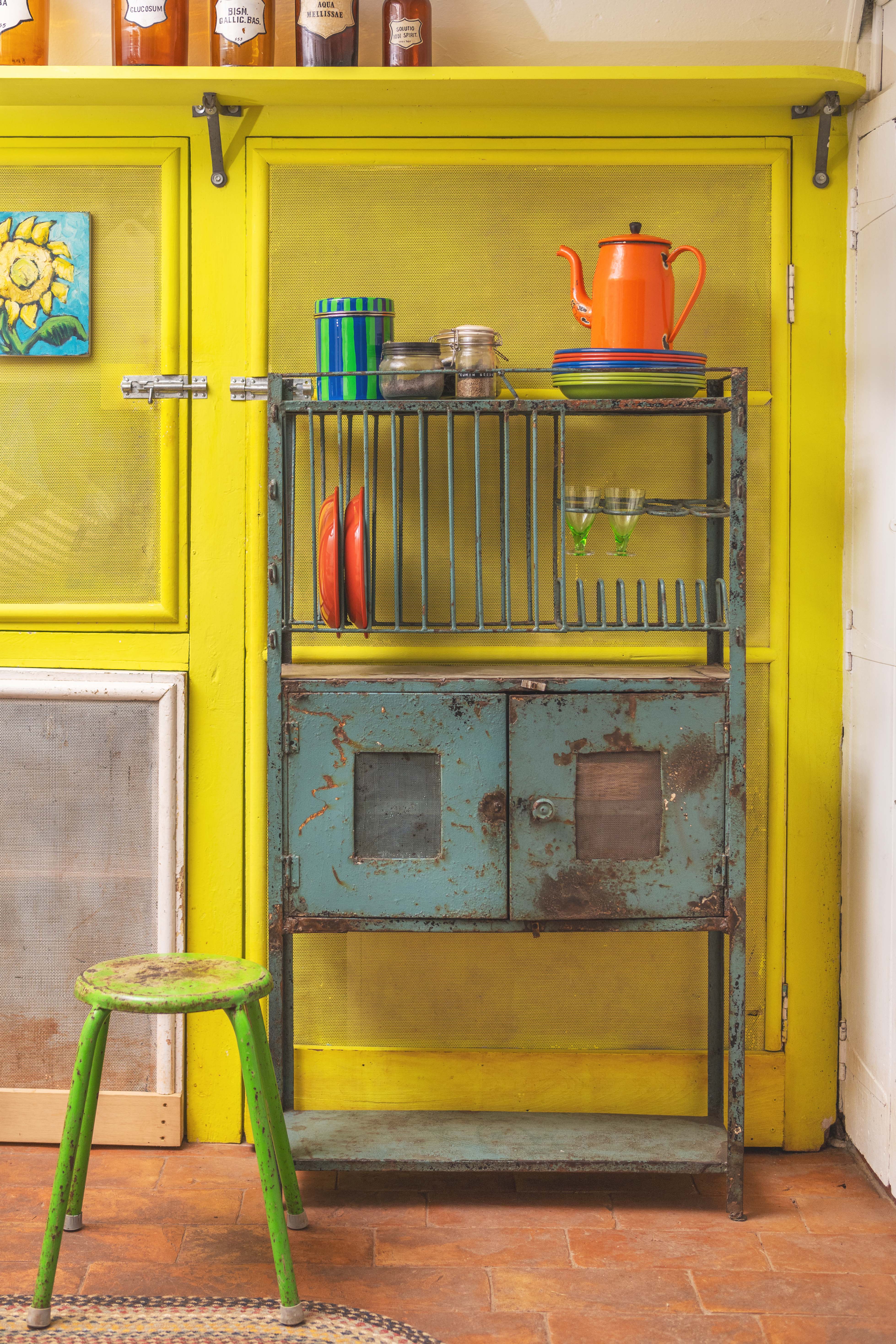 Vintage Metal Kitchen Storage Unit <p>W:77cm D:25cm H:138cm </p>