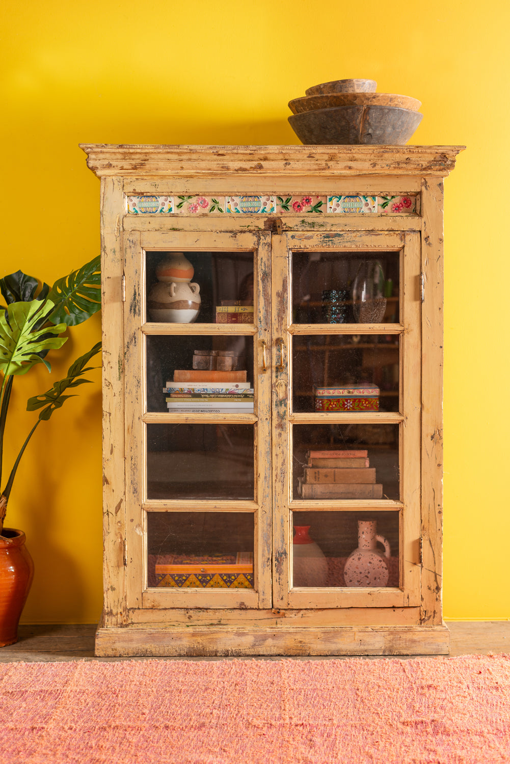 Cream Vintage Cabinet with Tiles