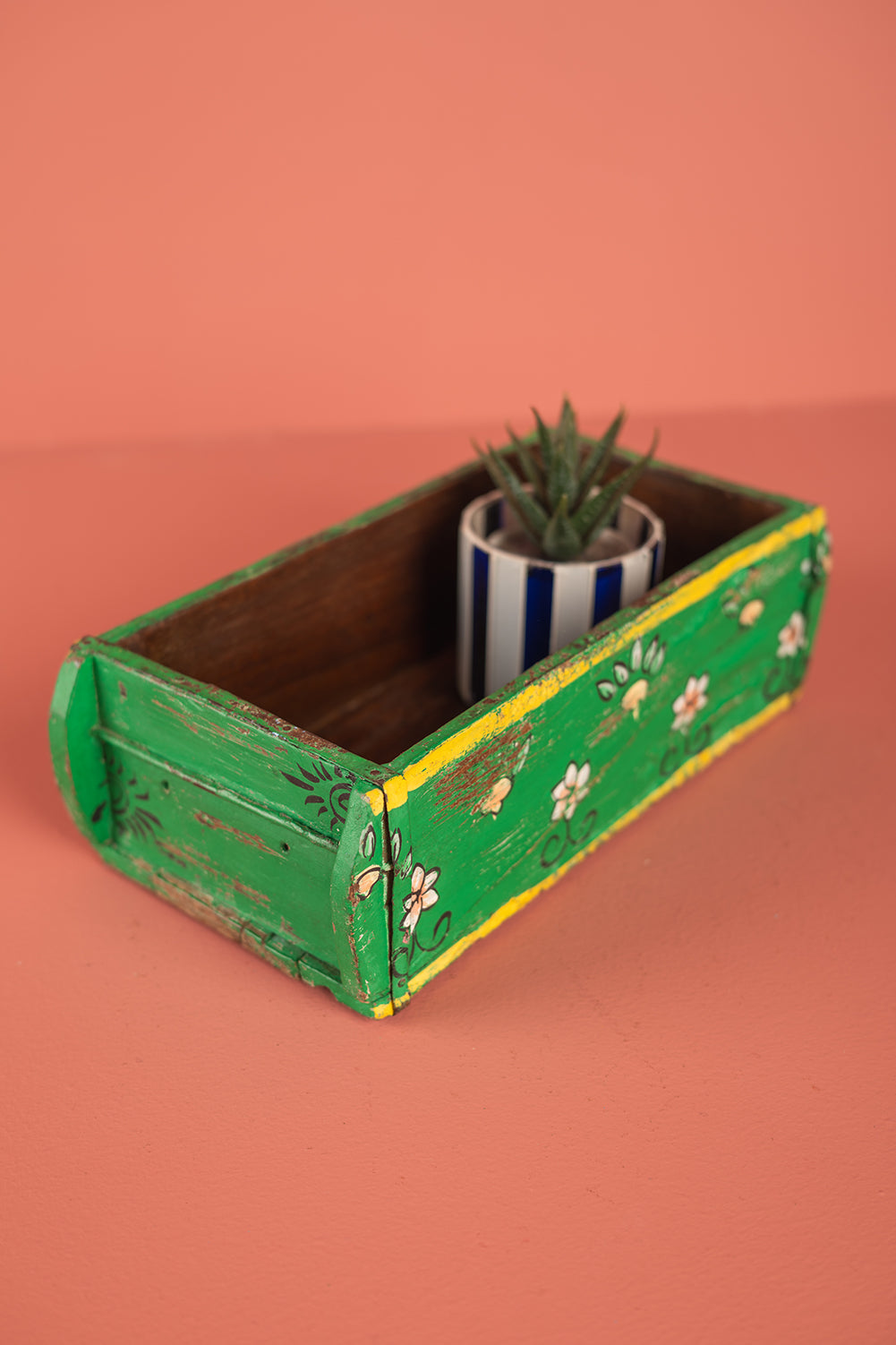 Hand Painted Vintage Brick Mould (Re-worked) - 488