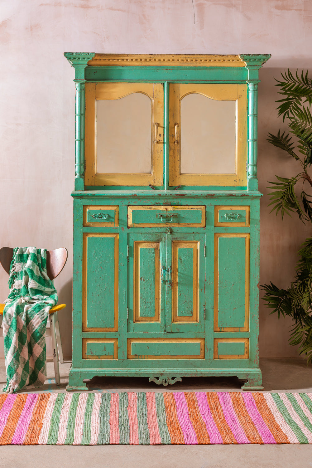 Green & Yellow Vintage Dresser Unit <p>W:122cm D:68cm H:197cm </p>