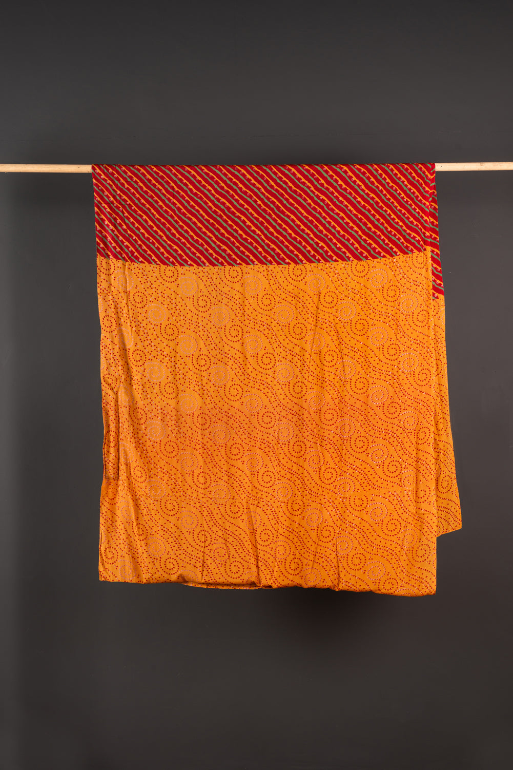 Vintage Rayon Sari - 5 Metres Long - 4413