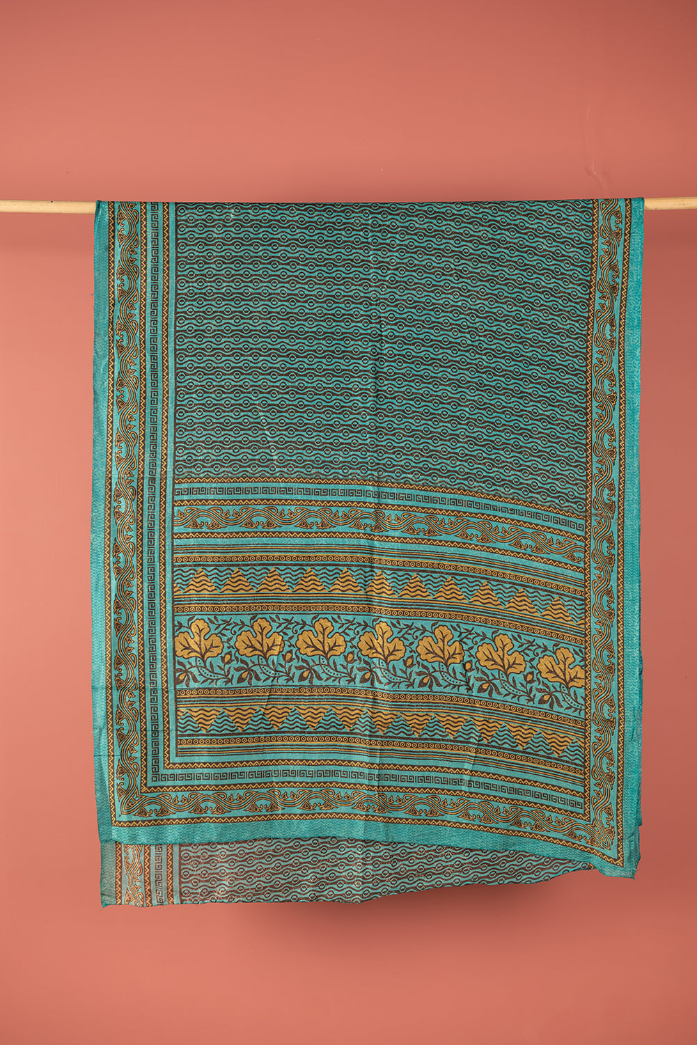 Vintage Rayon Sari - 5 Metres Long - 4667