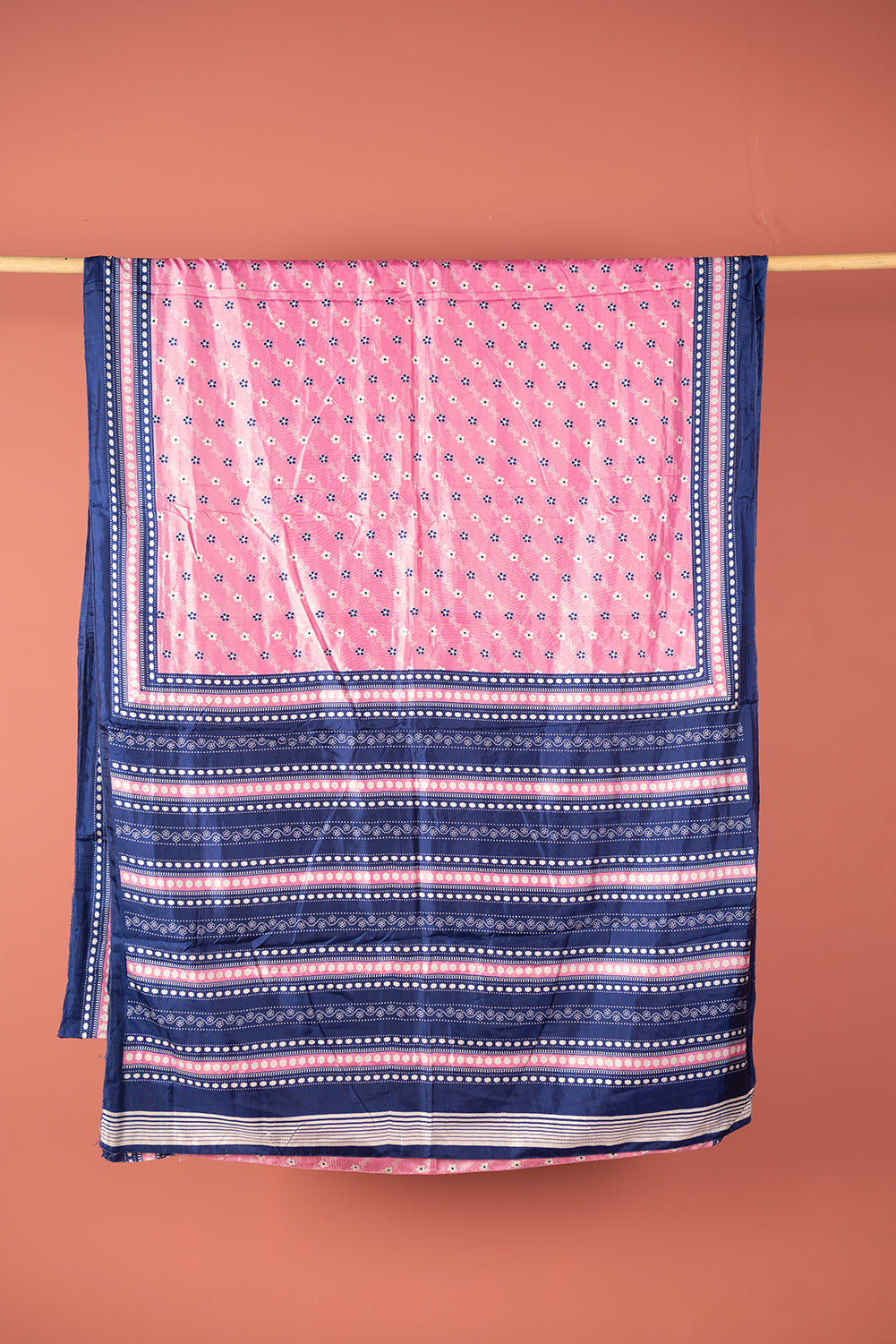 Vintage Rayon Sari - 5 Metres Long - 4668