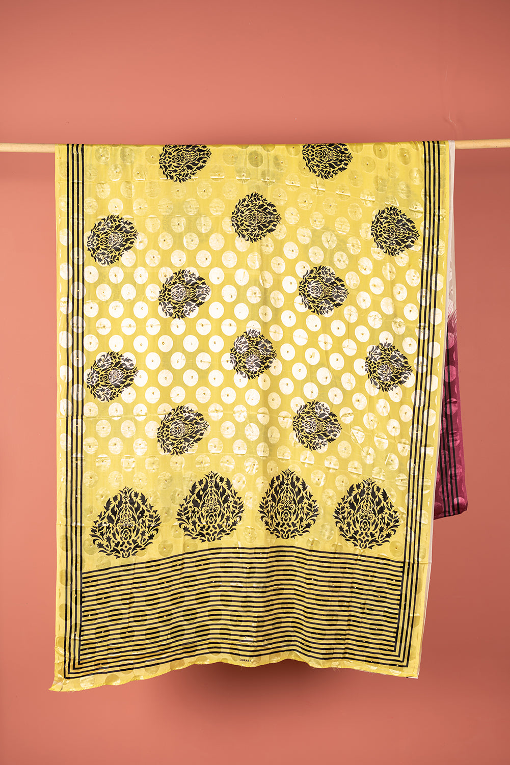 Vintage Rayon Sari - 5 Metres Long - 4702