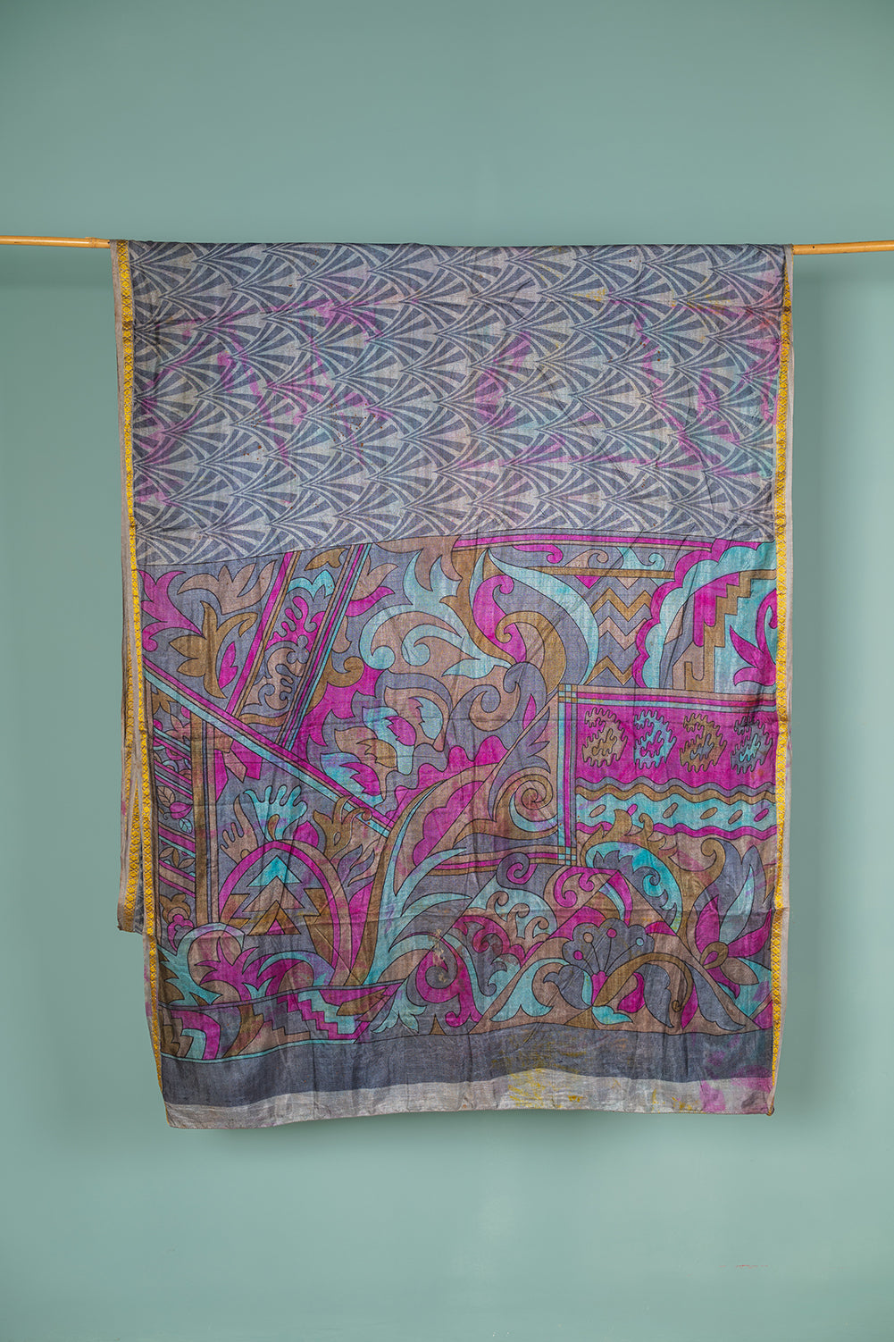 Vintage Silk Sari - 5 Metres Long - 2029