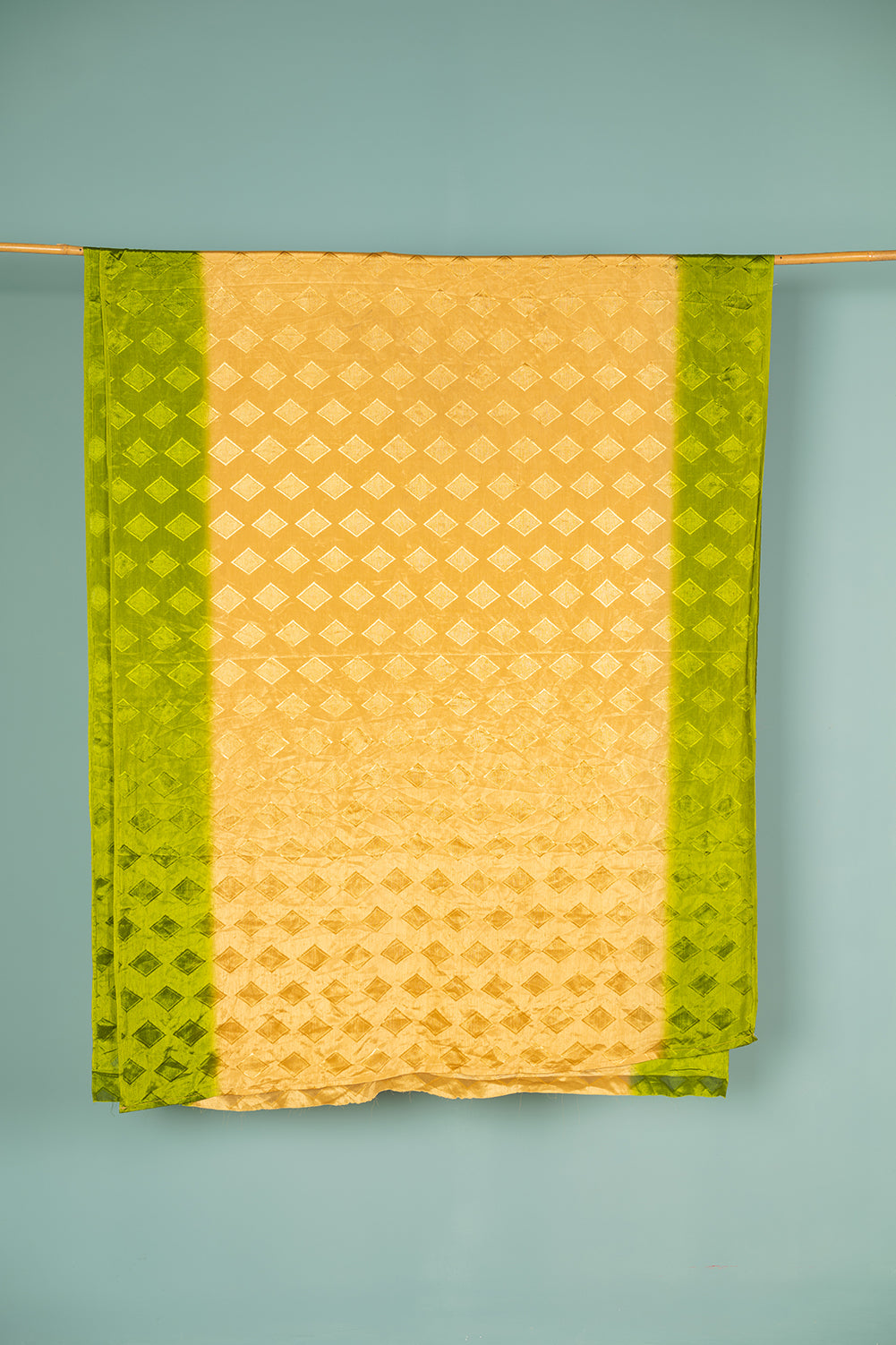 Vintage Silk Sari - 5 Metres Long - 2048