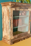 Vintage Cream Showcase