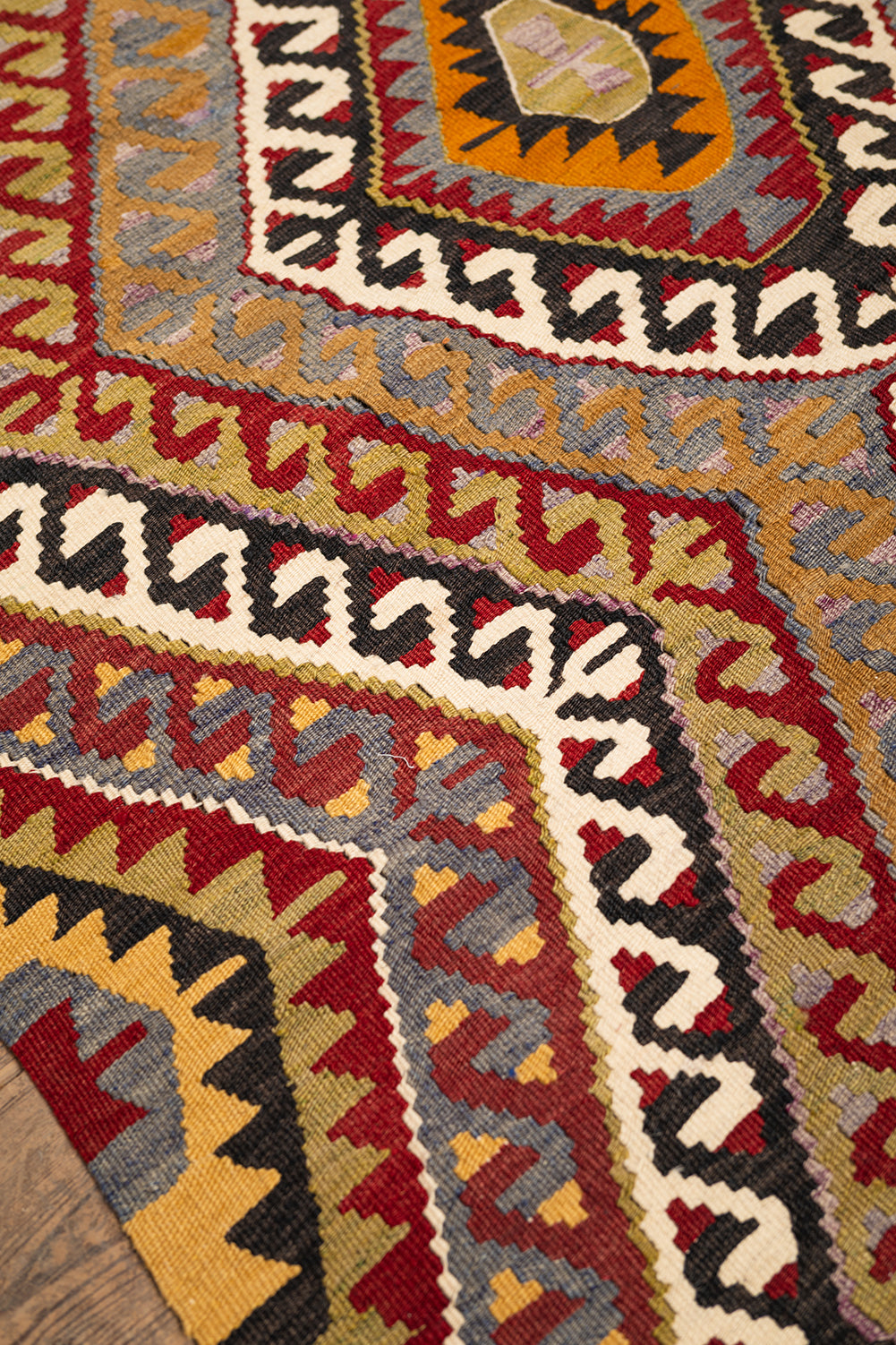 Korkuteli Vintage Turkish Rug – Ian Snow Ltd