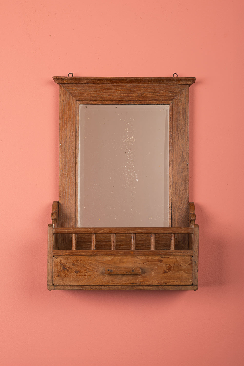 Vintage Wooden Wall Mirror <p>W:26cm D:9cm H:40cm </p>