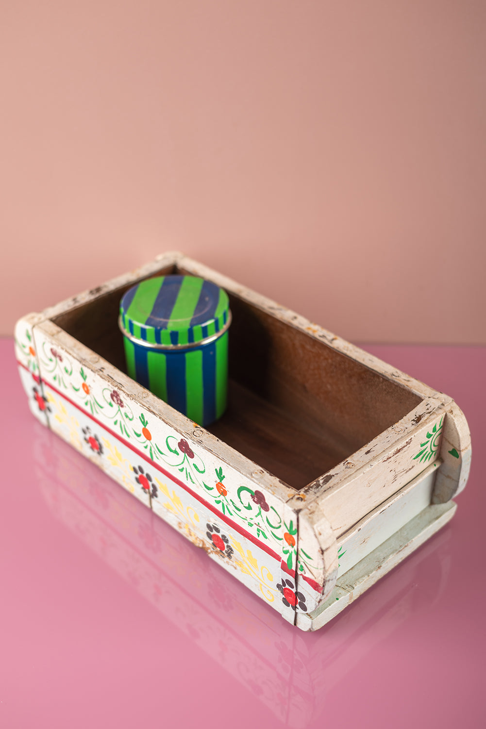Hand Painted Vintage Brick Mould (Re-worked) - 675