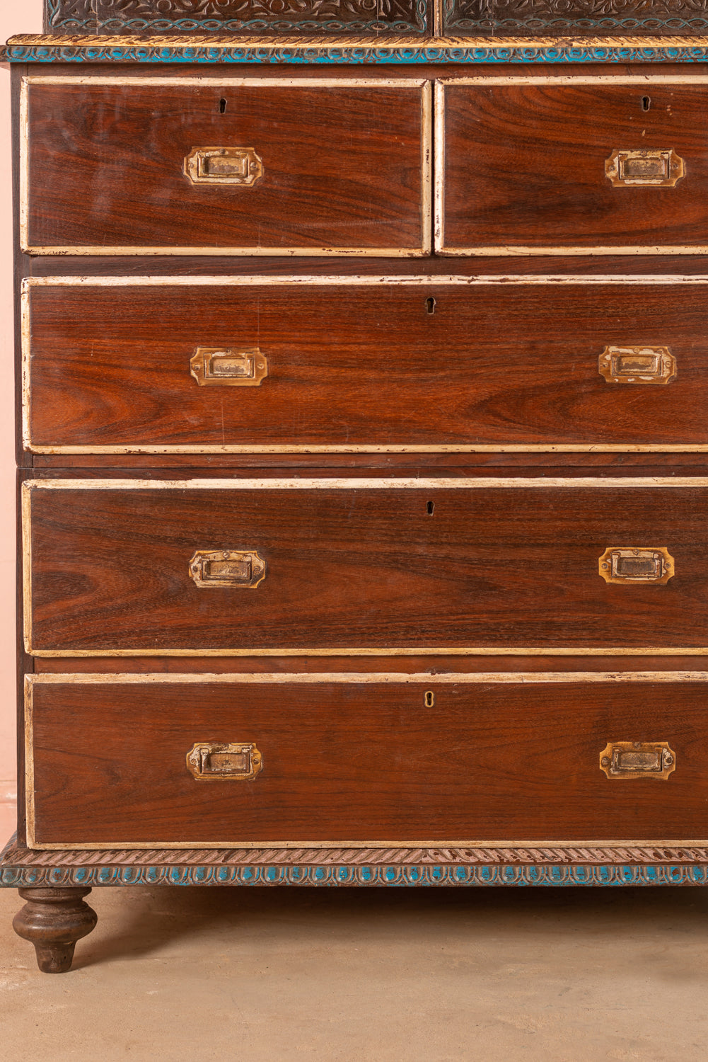Teak shop wood dresser