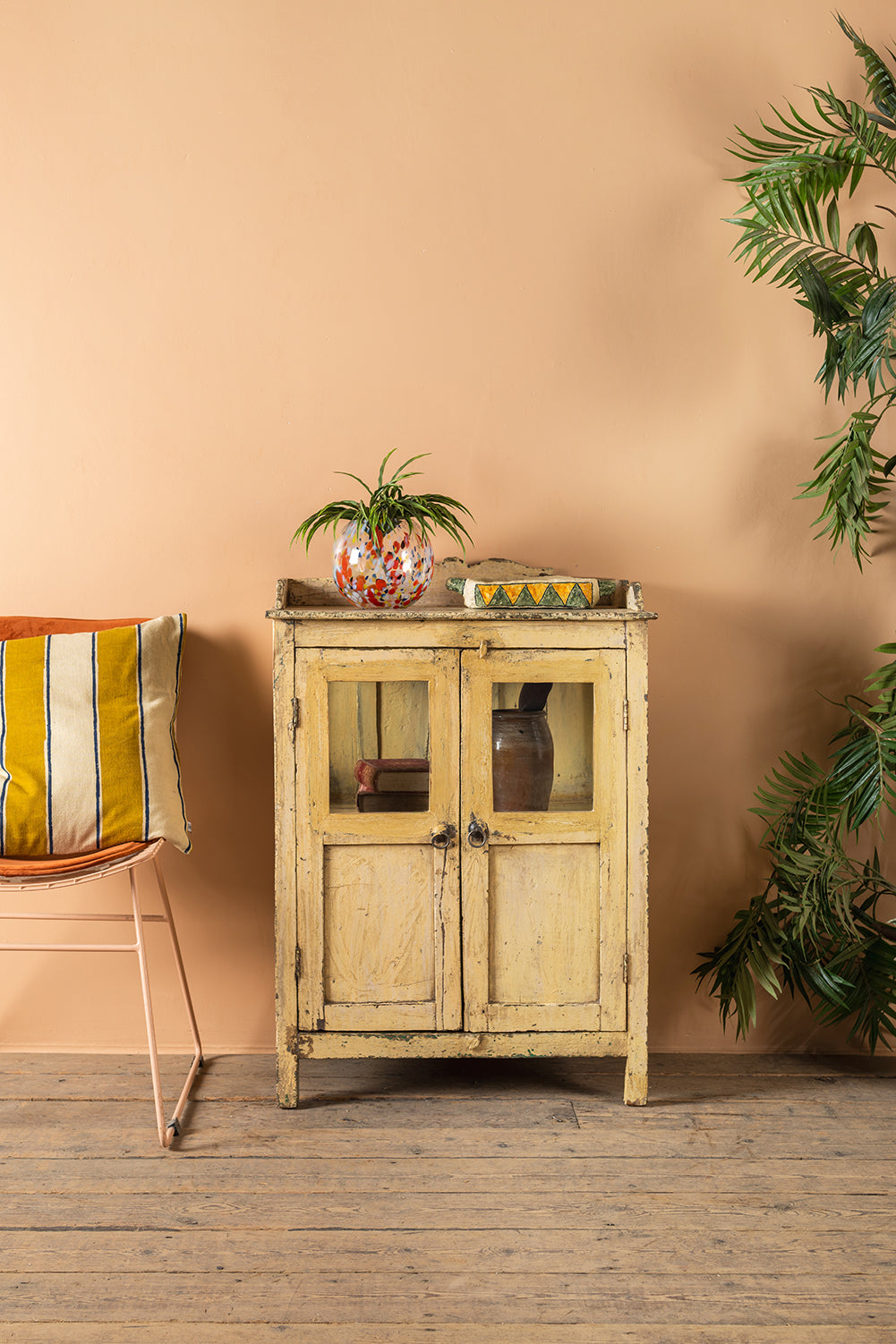 Pale Yellow Vintage Display Cabinet <p>W:69cm D:39cm H:98.5cm </p>