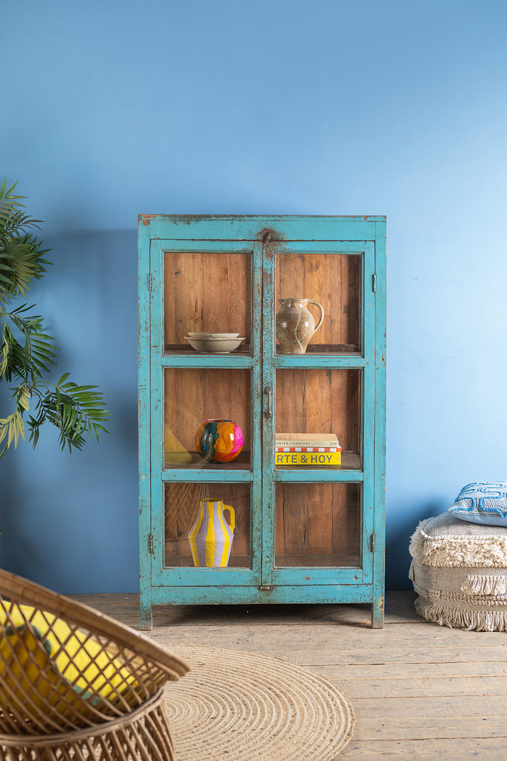 Vintage Blue Display Cabinet <p>W:93cm D:49cm H:158cm </p>