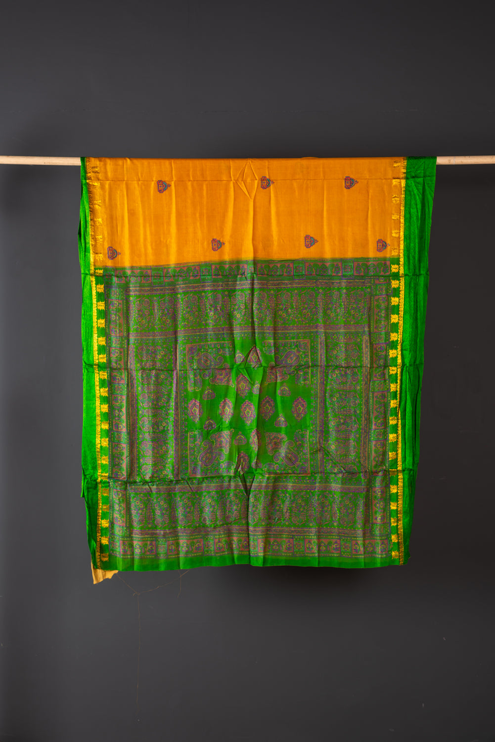 Vintage Silk Sari - 5 Metres Long - 1832