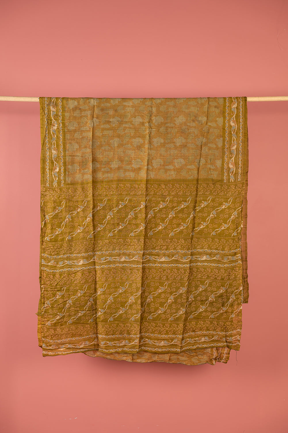 Vintage Rayon Sari - 5 Metres Long - 4538