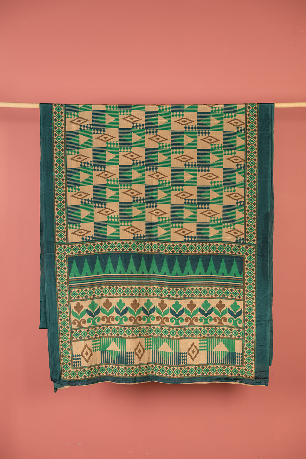 Vintage Rayon Sari - 5 Metres Long - 4545