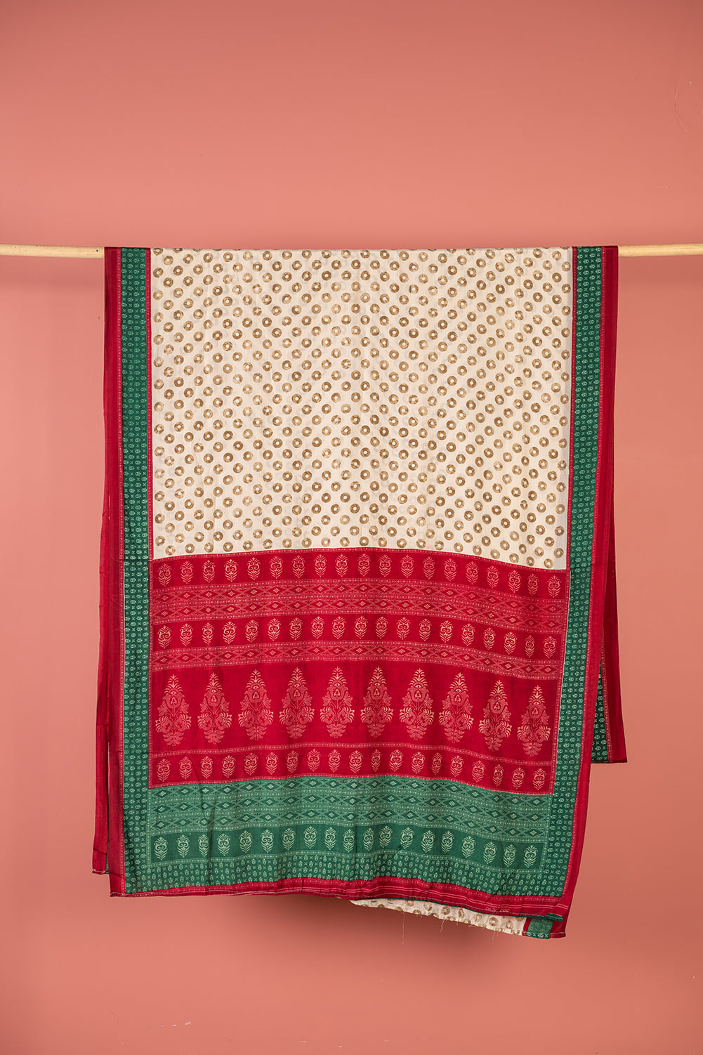 Vintage Rayon Sari - 5 Metres Long - 4571