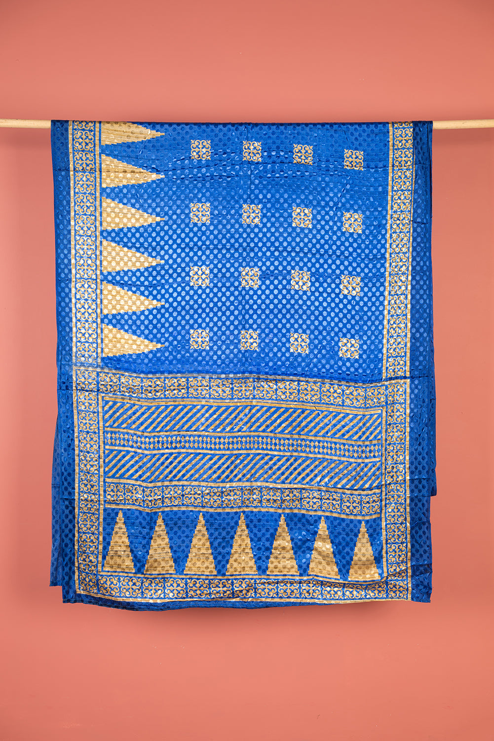 Vintage Rayon Sari - 5 Metres Long - 4614