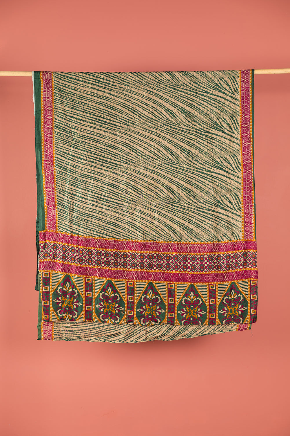 Vintage Rayon Sari - 5 Metres Long - 4632